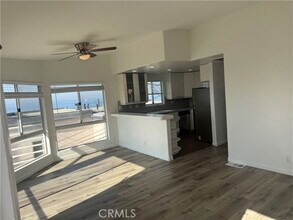 205 Shell St in Manhattan Beach, CA - Building Photo - Building Photo