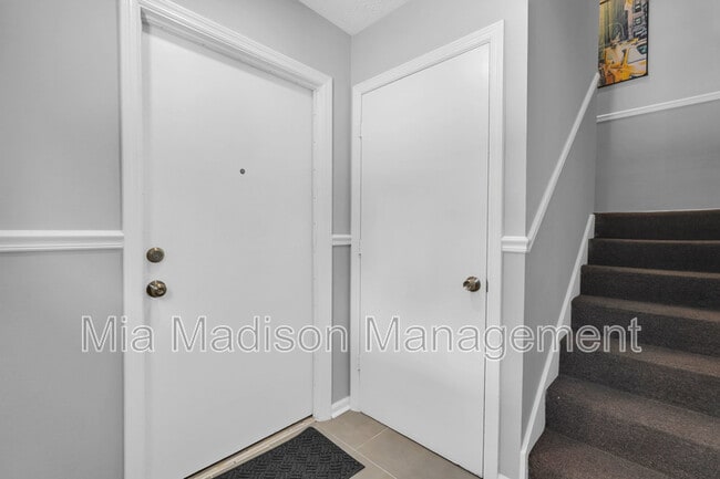 111 E Mell St