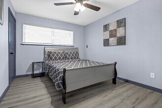 11103 Greenwillow Dr in Houston, TX - Building Photo - Building Photo