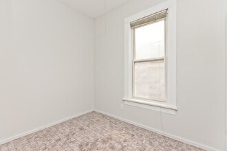 858 N Paulina St, Unit 2 in Chicago, IL - Building Photo - Building Photo