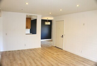 1150 S Meadow Ln in Colton, CA - Building Photo - Building Photo