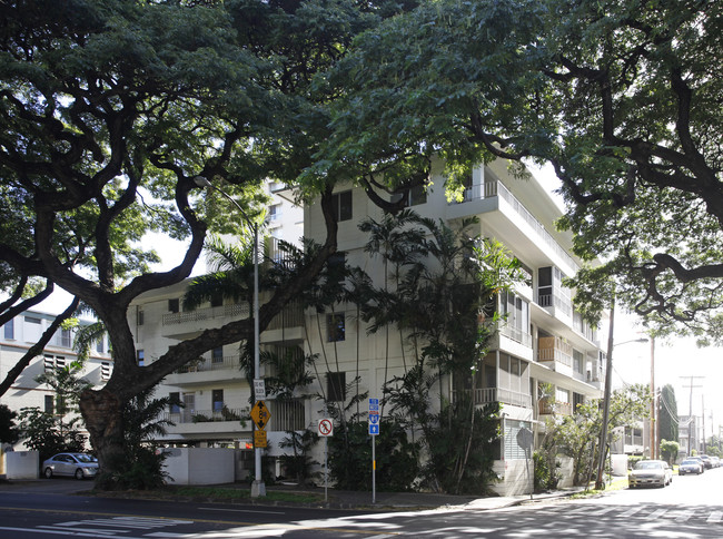 1425 Punahou St in Honolulu, HI - Building Photo - Building Photo