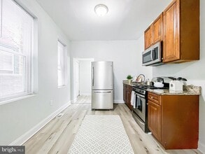 2556 N Bouvier St in Philadelphia, PA - Building Photo - Building Photo