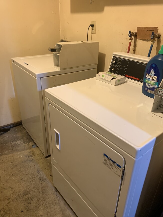 722 Dale St, Unit 2