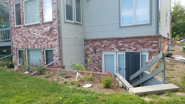 property at 578 Brainard Cir