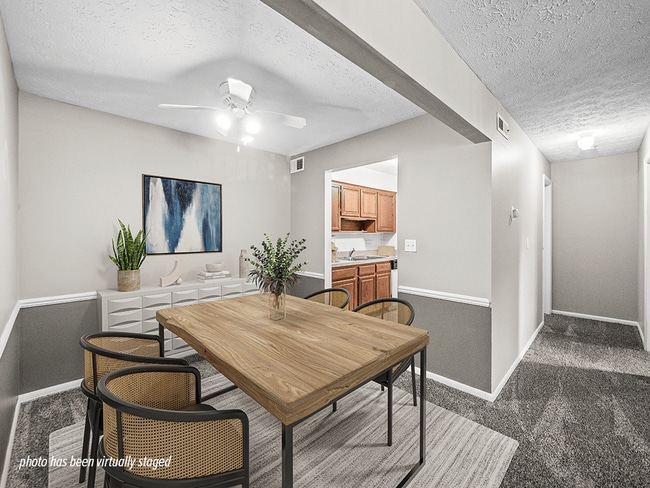 Cedarwood Village Apartments in Akron, OH - Building Photo - Building Photo