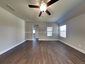1132 Red Hawk Ln in Forney, TX - Building Photo - Building Photo