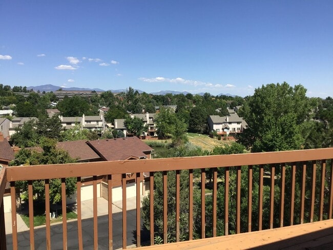 75 Wright Ct