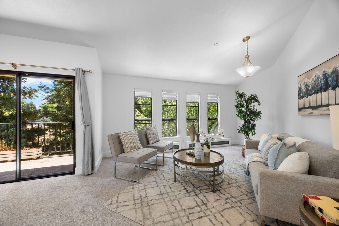 39455 Albany Common in Fremont, CA - Building Photo