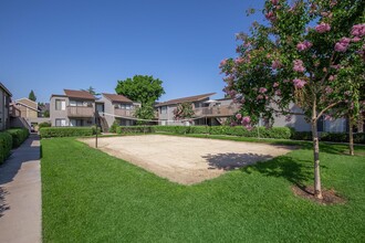 Eastwood Apartment Homes in Anaheim, CA - Building Photo - Building Photo