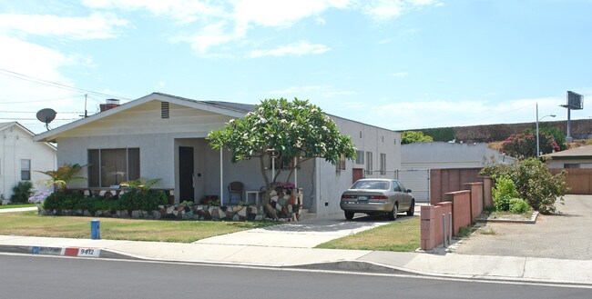 9412 Park St in Bellflower, CA - Building Photo - Building Photo