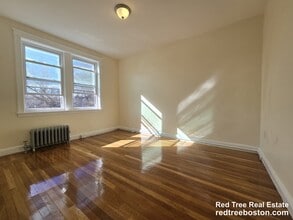 183 Kent St, Unit 5 in Brookline, MA - Building Photo - Building Photo