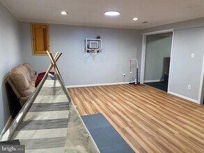 13110 Pelmira Ridge Ct in Herndon, VA - Building Photo - Building Photo