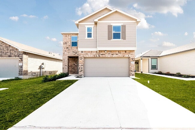 4750 Broadside Ave in Von Ormy, TX - Building Photo - Building Photo