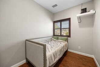 202 E 7th St in Houston, TX - Building Photo - Building Photo