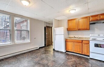 2 Union St-Unit -#1 in Taunton, MA - Building Photo - Building Photo