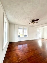 6 N Soudersburg Rd in Gordonville, PA - Building Photo - Building Photo