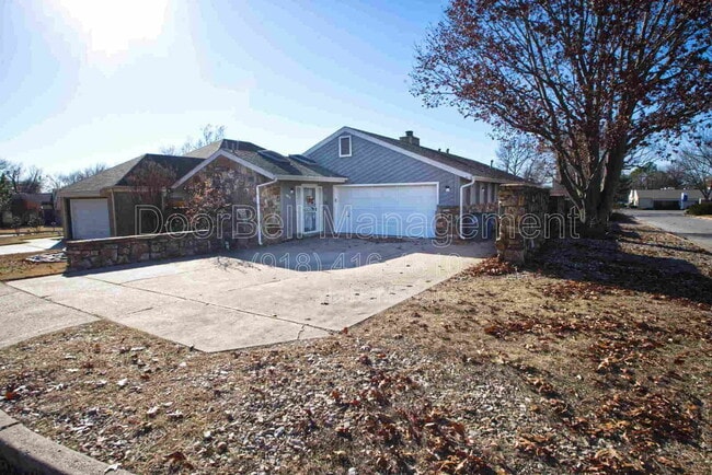 property at 3302 E 83rd Pl