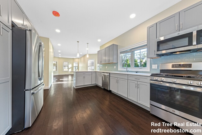 property at 62 Bradbury Ave