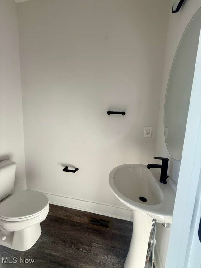 property at 1495 Superior Ave E