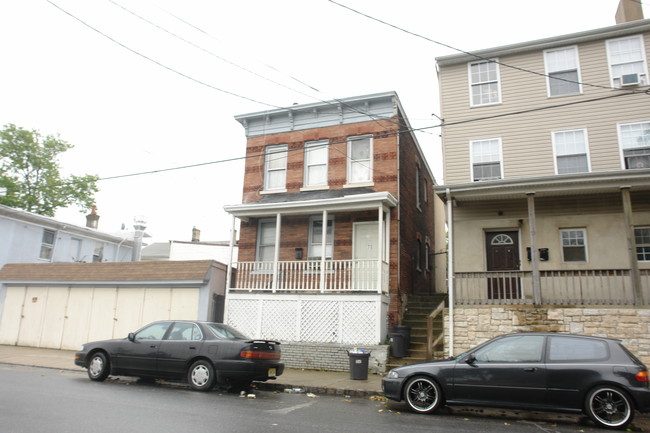 71 Washington St in Perth Amboy, NJ - Building Photo - Building Photo