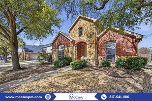 1021 Ellis Way in Forney, TX - Building Photo