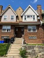1467 Lardner St in Philadelphia, PA - Building Photo