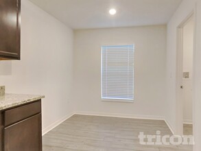 4446 Horse Creek Ln in Lakeland, FL - Foto de edificio - Building Photo