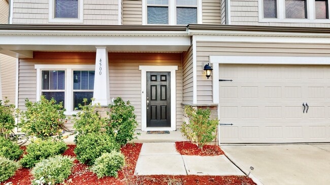 4500 Collingham Dr in Charlotte, NC - Building Photo - Building Photo