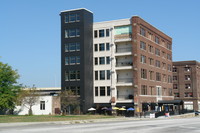 Dodge Condominiums in Omaha, NE - Building Photo - Building Photo