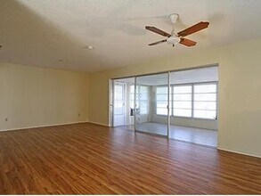 786 Colony Ln in Largo, FL - Building Photo - Building Photo