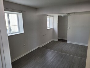 39259 N Jackson Dr-Unit -5 in Spring Grove, IL - Foto de edificio - Building Photo