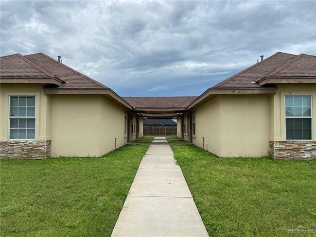property at 20 Diamondhead Ave