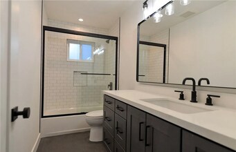 223 Avenida De La Grulla in San Clemente, CA - Building Photo - Building Photo