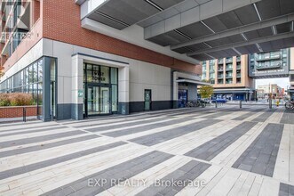 727-799 EAGLE ROCK Way in Vaughan, ON - Building Photo - Building Photo