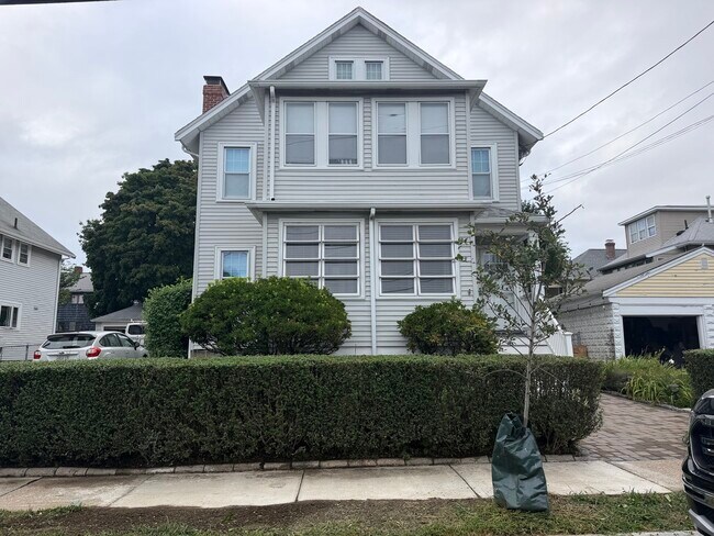 property at 39 Sycamore St