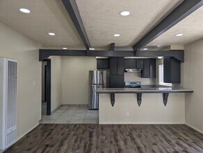 3924 Huron Ave in Culver City, CA - Building Photo - Building Photo
