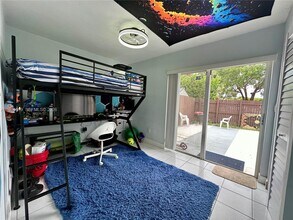 6712 SW 114th Ave in Miami, FL - Building Photo - Building Photo