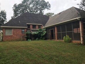 34 Creek Dr in Montgomery, AL - Foto de edificio - Building Photo