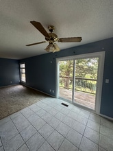 2117 Quail Creek Dr in Lawrence, KS - Foto de edificio - Building Photo
