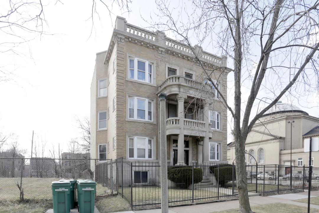 6206-6208 S Woodlawn Ave in Chicago, IL - Building Photo