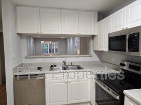 929 Morreene Rd in Durham, NC - Building Photo