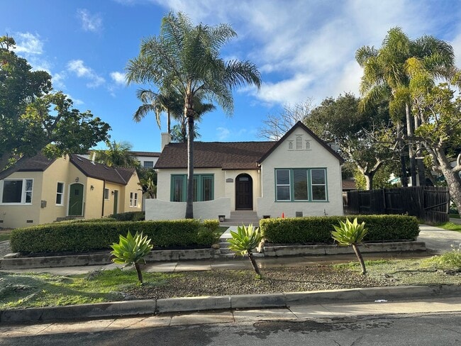 417 Montgomery St in Santa Barbara, CA - Building Photo - Building Photo