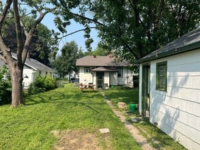 5409 31st Ave S in Minneapolis, MN - Building Photo - Building Photo