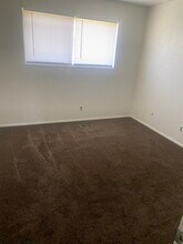 1490 N 75 W, Unit c in Sunset, UT - Building Photo - Building Photo