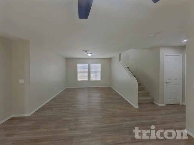 40268 W Helen Ct in Maricopa, AZ - Foto de edificio - Building Photo