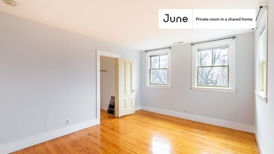 Private bedroom in 5 bed/2.5 bath Home in Boston, MA - Building Photo - Building Photo
