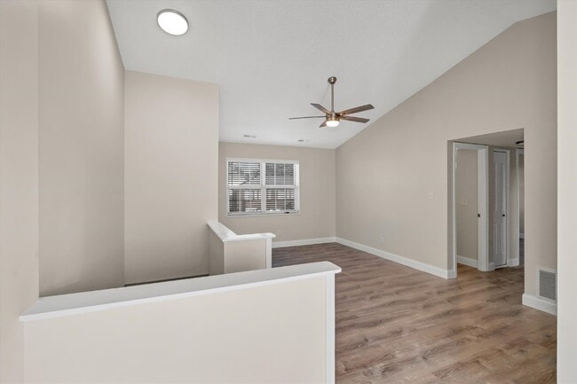 1607 E Swan Cir in Brentwood, MO - Building Photo - Building Photo