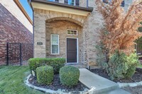 215 Knapford in Euless, TX - Building Photo - Building Photo