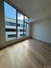 333 Beale St in San Francisco, CA - Foto de edificio - Building Photo
